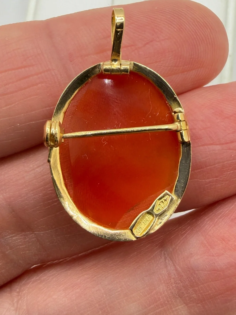 Vintage 18kt (750) Yellow‎ Gold 20x15mm Cameo Pendant/Brooch/Pin combo!